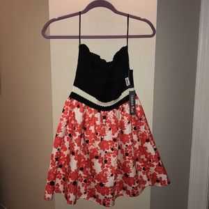 Strapless floral dress NWT
